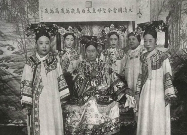 是谁给光绪皇帝的起的绰号叫“小胆天儿”