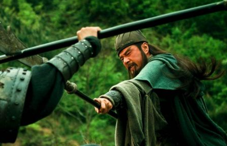 关张二人出身一般，为何武艺会如此出众呢