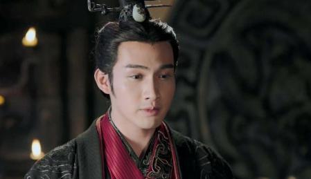 王莽疑似“穿越者”