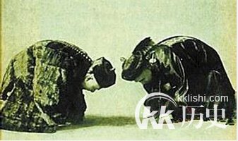 中国古代常见的见面礼仪：作揖、打拱和跪拜