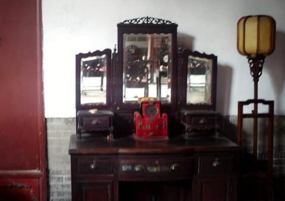 章士钊开除过鲁迅,娶过大家闺秀,还娶了两个姨太太