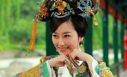 爱新觉罗·东莪:她远离了朝廷,嫁到了内蒙,这或许对她是最好的选择