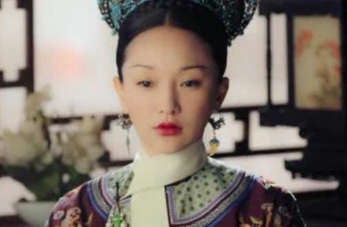 历史上的舒妃出身显赫，比乾隆小了17岁