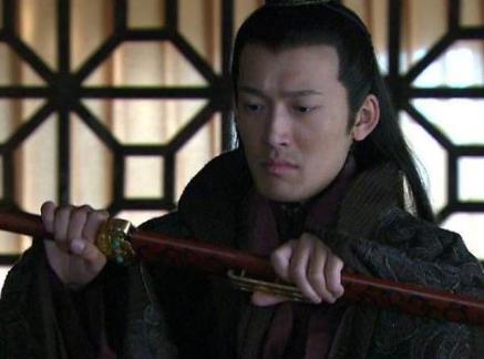 温酒斩华雄里的华雄是何许人也 这个故事是真实的吗