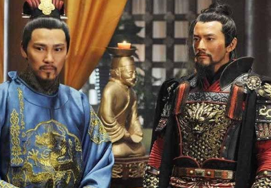 赵昚与养父赵构的禅位有何相似之处