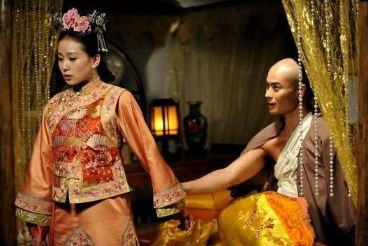 循贵妃进宫就得盛宠,无儿无女被封贵妃,比乾隆小47岁