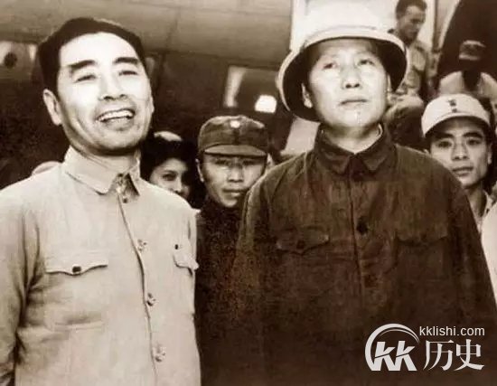 周总理三次让权毛主席:中国革命还是需要毛主席来领导