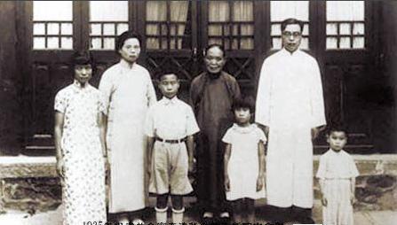 冯友兰:中国当代著名哲学家、教育家