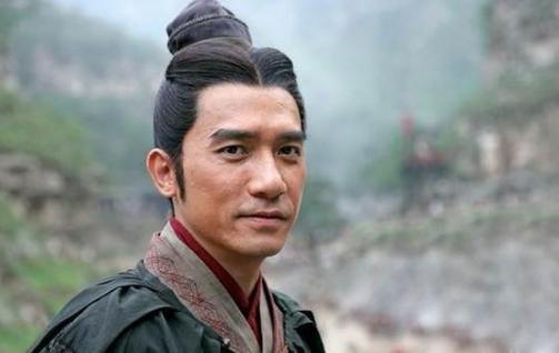 皖城之战作为谋士的鲁肃为何默默无闻