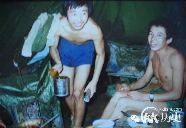中越战争惊人秘闻：解放军为何裸体作战？
