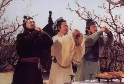 三国时期大家都染上了“刘备依赖症”！刘备奋斗的四个阶段！