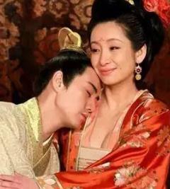 皇宫里的专用奶妈是用来干什么的,竟然只有慈禧跟太监知道