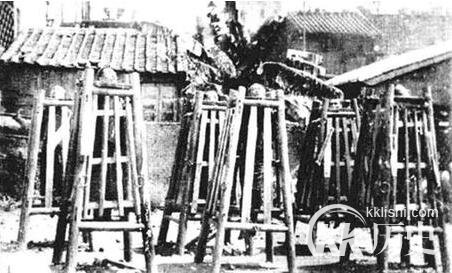 揭秘古代刑具：清末让人不忍直视的刑具（组图）