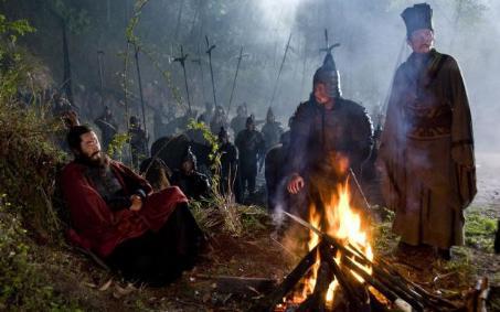 赤壁之战时期刘备到底在干嘛 为何不见他出现呢