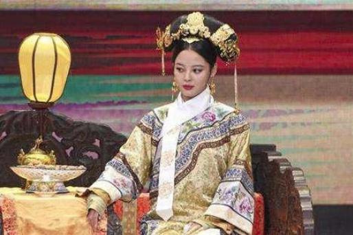 她被乾隆宠幸10年,却只当了三天皇贵妃