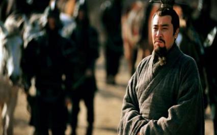 庞统给刘备出了三个计策 这三个计策都是什么