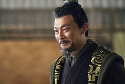 历史上真的想要谋杀董卓的人,其实并不是曹操