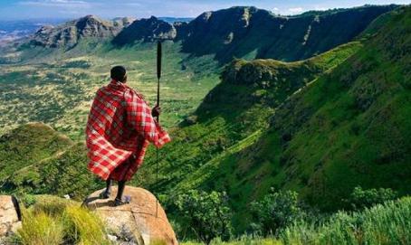 东非大裂谷位于非洲的什么地方 周围附近的环境是什么样的