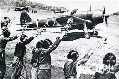 第二次抗战日本一亿玉碎计划:劫持天皇