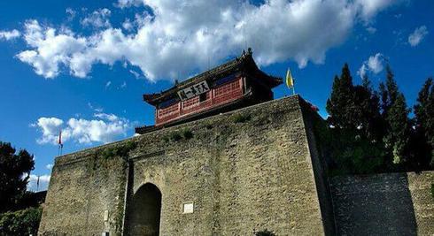 李自成在山海关败给吴三桂和清军后，为何不固守北京