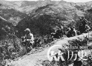 中国远征军战松山：前进1千米牺牲2千人
