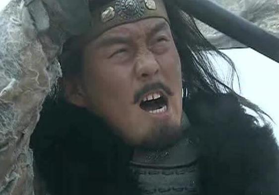 虎牢关会盟关羽如果不出阵,帐中还有谁可以斩华雄