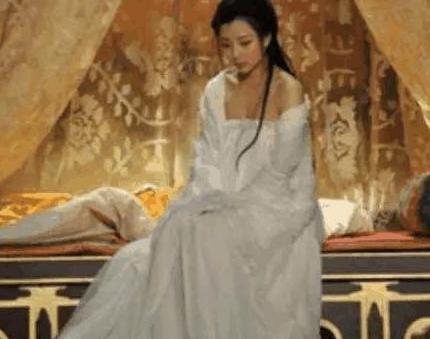 汉朝时期的宫女为何要穿开裆裤呢 原因究竟不是为了皇帝