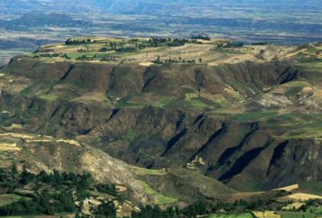 地球上“美丽且充满生机”的“伤疤”——东非大裂谷