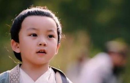 秦始皇的童年是什么样的 可以说十分的凄惨