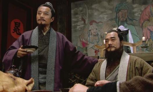 卢俊义被骗上梁山时,宋江为何要安排8大好汉跟他比拼