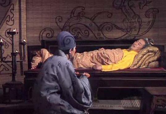 诸葛亮生平两次看走眼，看错了哪两个人