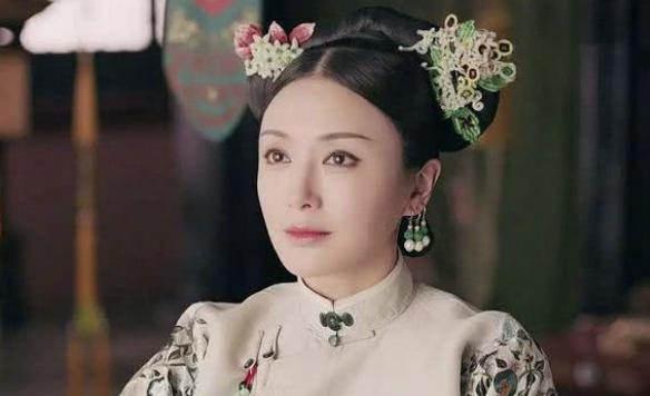 她比乾隆小47岁，天天被翻牌子却未生一子