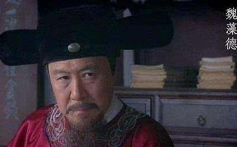 崇祯向大臣借钱解不出来 李自成：让开，我来