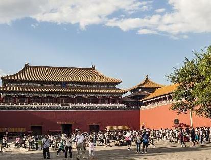 有关故宫的传说那么的多 为何开门前都要大喝一声呢