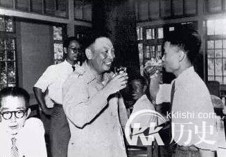 马英九习近平握手一事回顾历史上两岸有过多少秘使