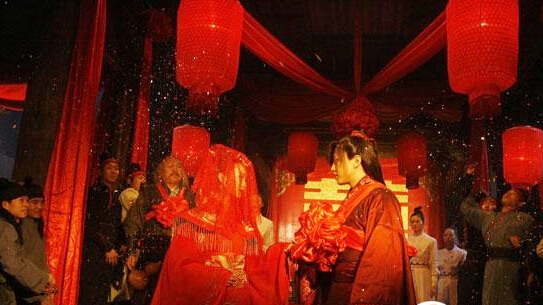 古代结婚为要拜堂 新人拜堂的由来和意义