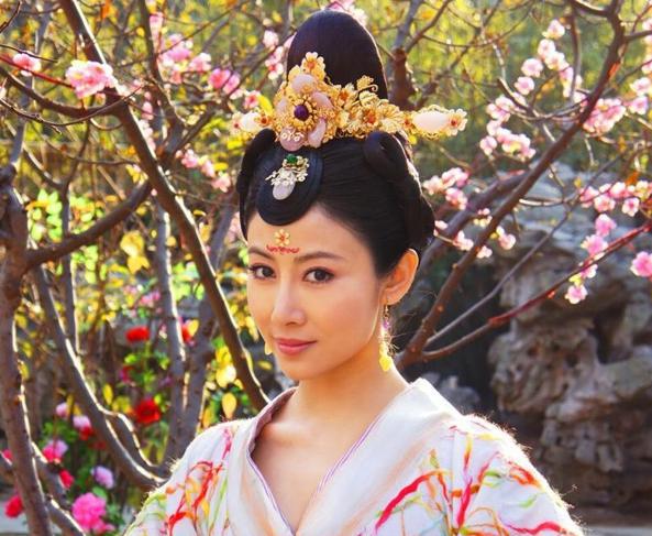 一代女相上官婉儿,被武则天处以极刑,何还死心塌地追随女皇?