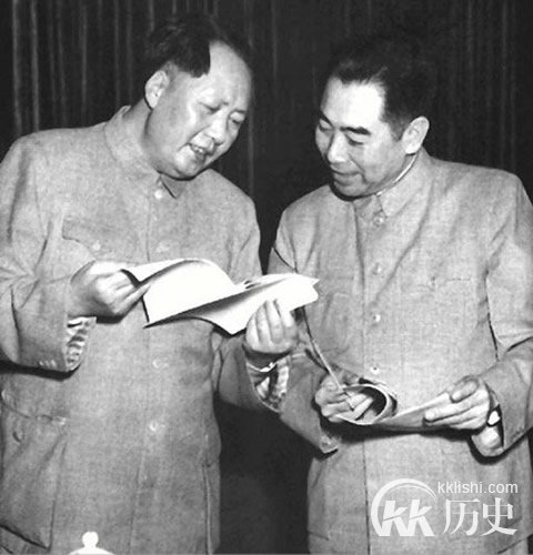 揭秘周恩来九大遗愿 曾经让邓小平忍一忍
