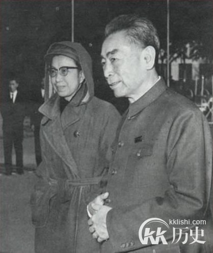 揭秘周恩来九大遗愿 曾经让邓小平忍一忍
