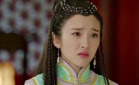 她曾是皇太极最宠爱的妃子，海兰珠的出现之后她却被送给了大臣！