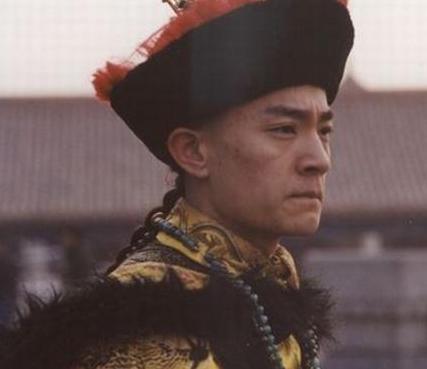 清朝内务府到底有多腐败 敲诈皇帝不说还将龙椅都偷了