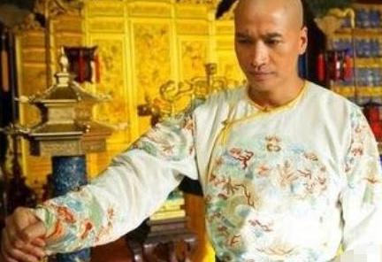 雍正打击三儿子弘时真的是为了他扫清障碍吗 事实并不是这样的