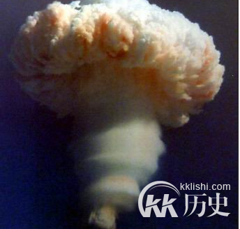 揭秘中国氢弹爆炸内幕：飞行员忘记投弹
