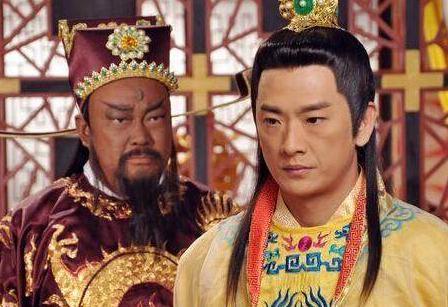 古代皇帝的权利的很大吗 真的想干什么就能干什么吗