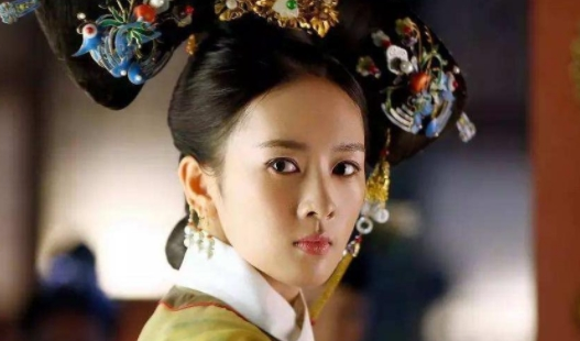 成妃:宫女出身的妃子,为康熙生下皇二十四子