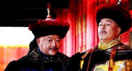 和珅最怕的人不是乾隆!也不是纪晓岚和刘墉,而是他!