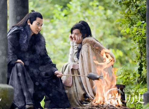 云之凡夏孤临有何身世背景 夏孤临最后死了吗