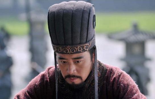 曹操人生第一份工作竟是司马懿父亲介绍的