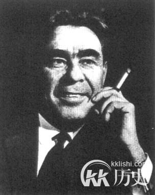 历史揭秘：究竟谁才是苏联的掘墓人？
