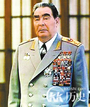 历史揭秘：究竟谁才是苏联的掘墓人？
